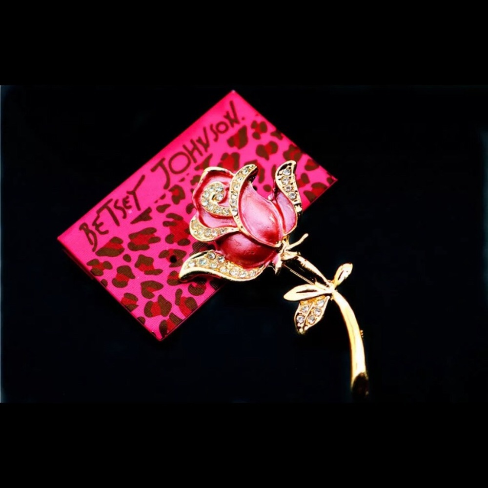 Beautiful red rose brooch